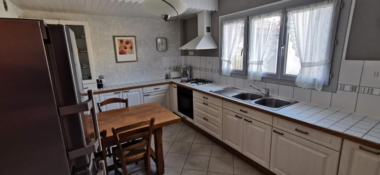 Logement Hyper Centre Champagnole Εξωτερικό φωτογραφία